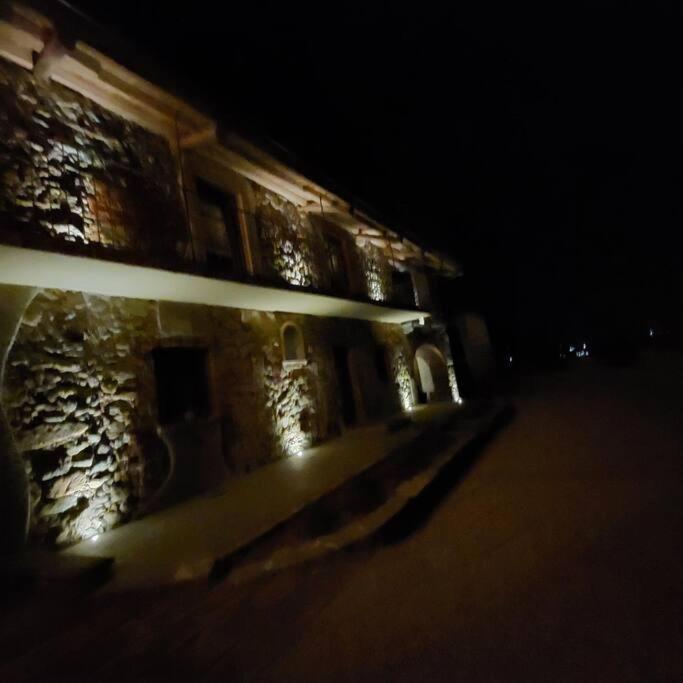 Istanti - Menta Lägenhet Costigliole Saluzzo Exteriör bild