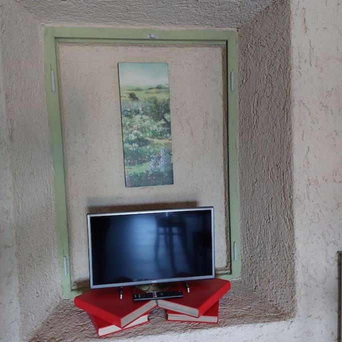 Istanti - Menta Lägenhet Costigliole Saluzzo Exteriör bild